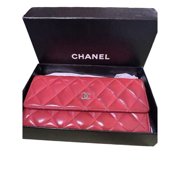Chanel Pink Patent Quilted Long Flap Wallet 19 Series Authentic Made in Spain - Picture 1 of 10